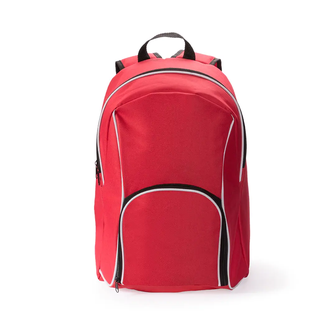 mochila roja con bolsillos delanteros y tirantes acolchados sobre fondo blanco